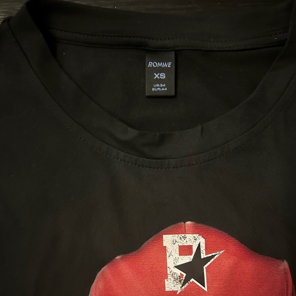 Graphic Tee Shirt For Sale!! - Picture 2 of 2